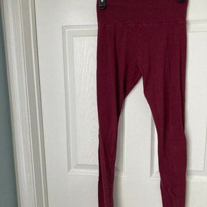 Maroon leggings
